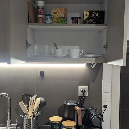 Intimate Escape Apartment *