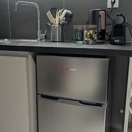 Apartment Intimate Escape