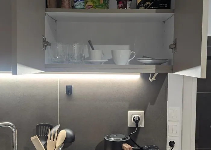 Intimate Escape Apartment *